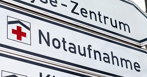 Schild Notaufnahme