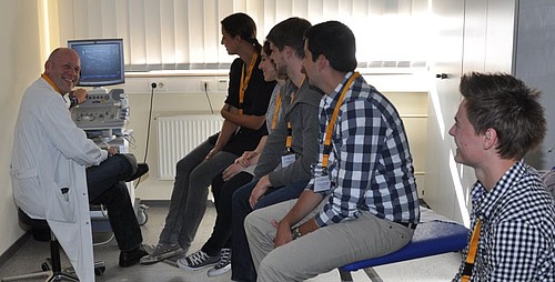Bei der Summer School 2012 in Herzogenaurach. Bild: DGOU.