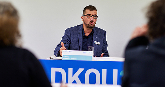  Pressekonferenz DKOU Dr. Lembeck